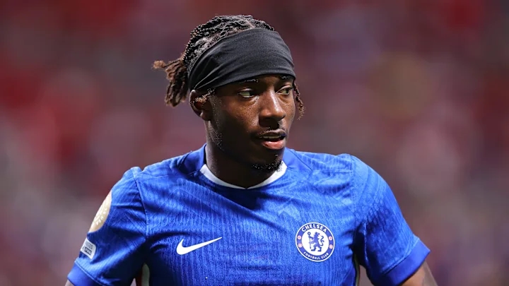 Bom tấn Noni Madueke: Từ nghi ngờ đến niềm tin của CĐV Arsenal